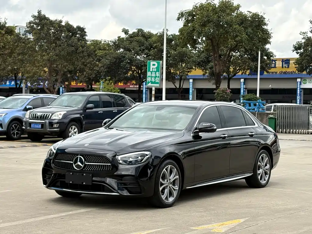 Mercedes-Benz E-Class 2023