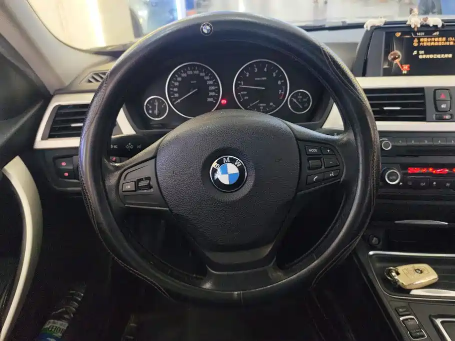 BMW 3 Series — миниатюра 15