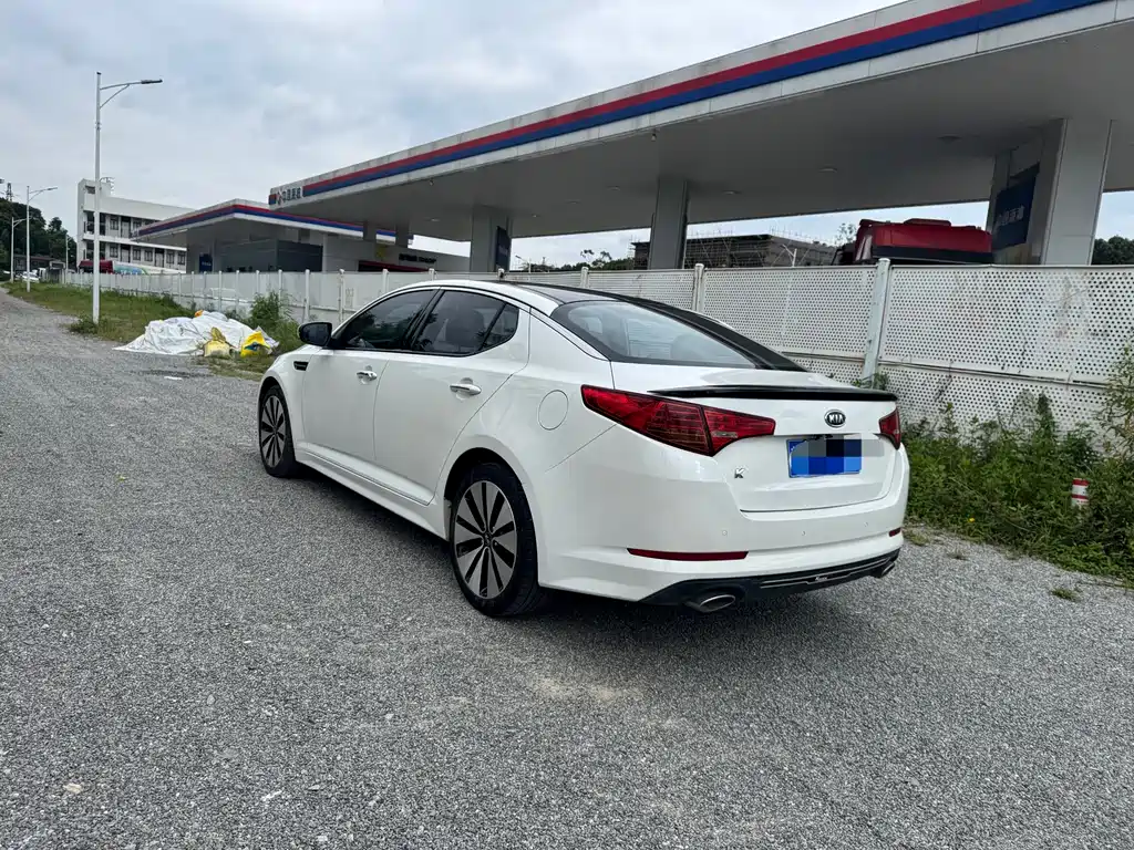 Kia K5 — миниатюра 6