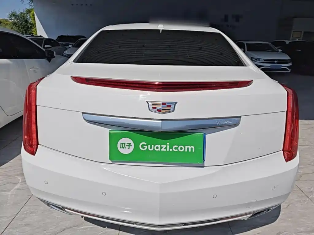 Cadillac XTS — миниатюра 6