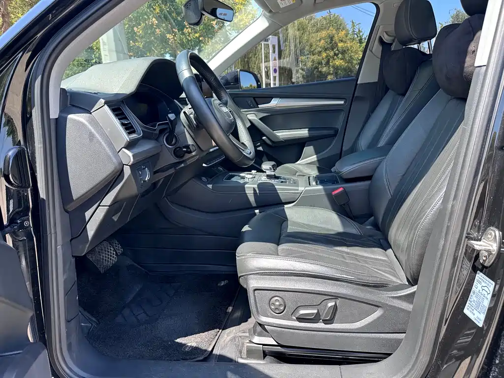 Audi Q5L — миниатюра 19