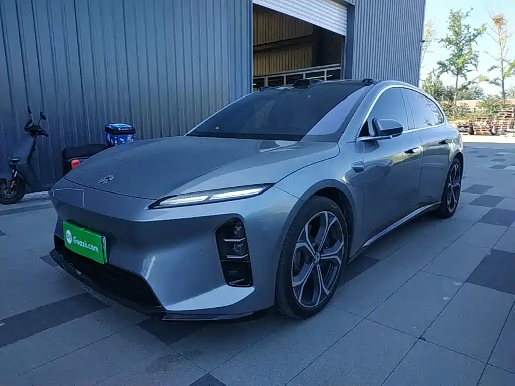 NIO ET5T — миниатюра 2
