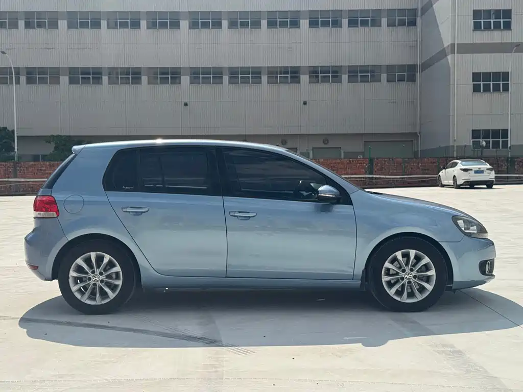Volkswagen Golf — миниатюра 7