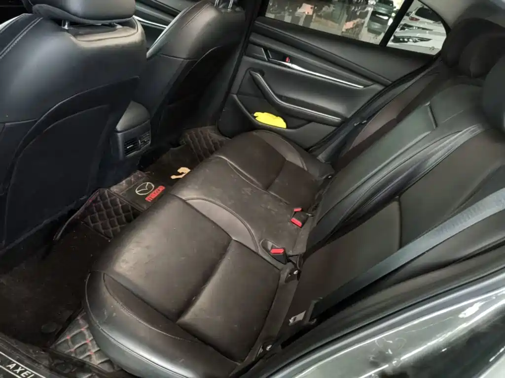 Mazda 3 Axela — миниатюра 17
