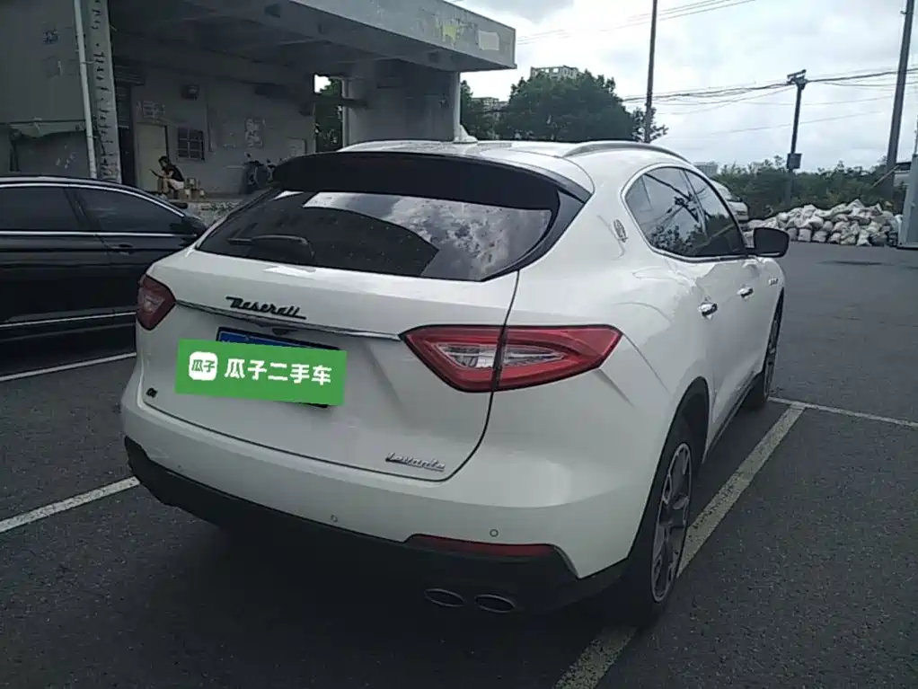Maserati Levante — миниатюра 7