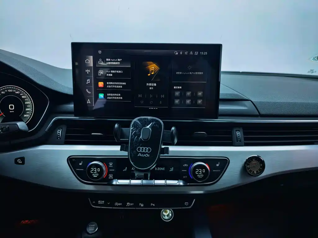 Audi A4L — миниатюра 14
