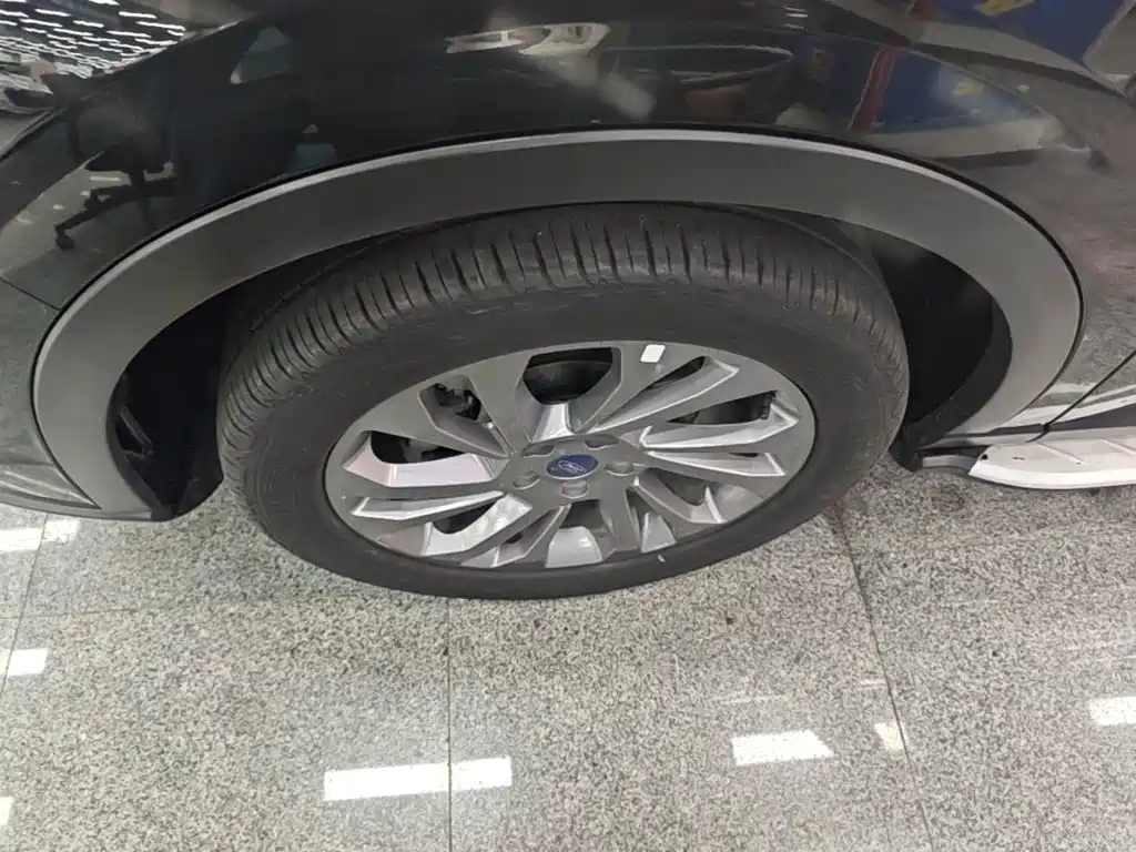 Ford Equator — миниатюра 23