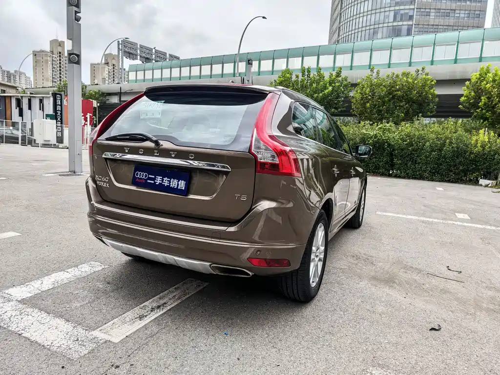 Volvo XC60 — миниатюра 4