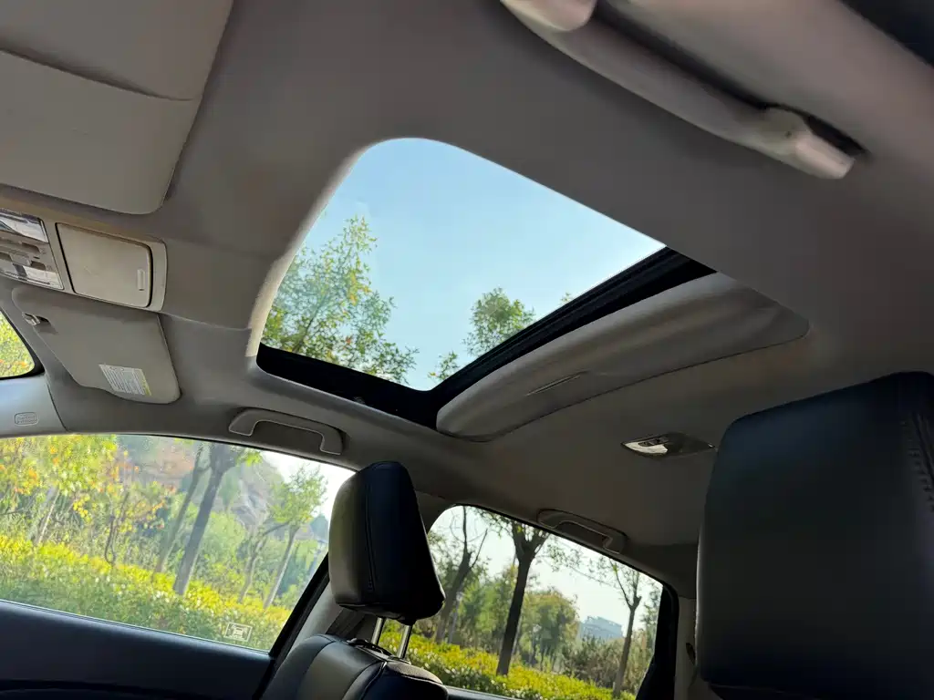 Honda CR-V — миниатюра 5