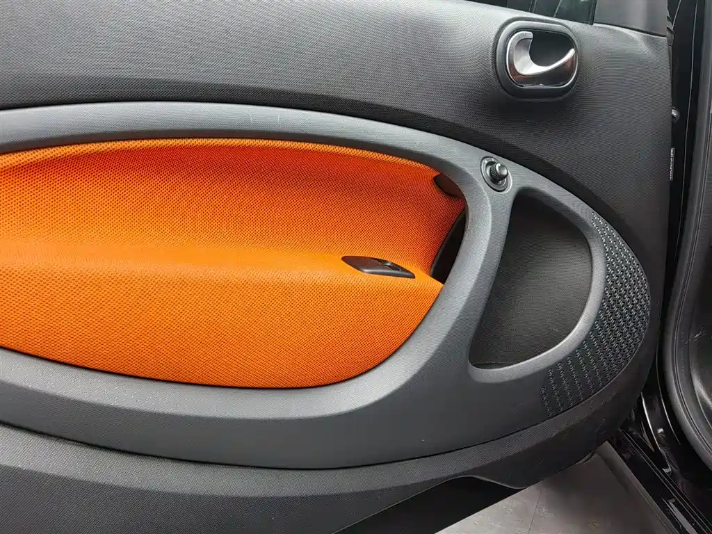 smart Smart Fortwo — миниатюра 6