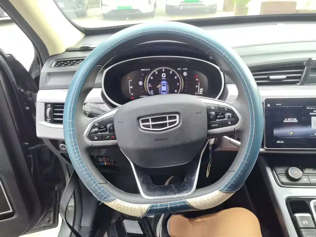 Geely Boyue — миниатюра 11