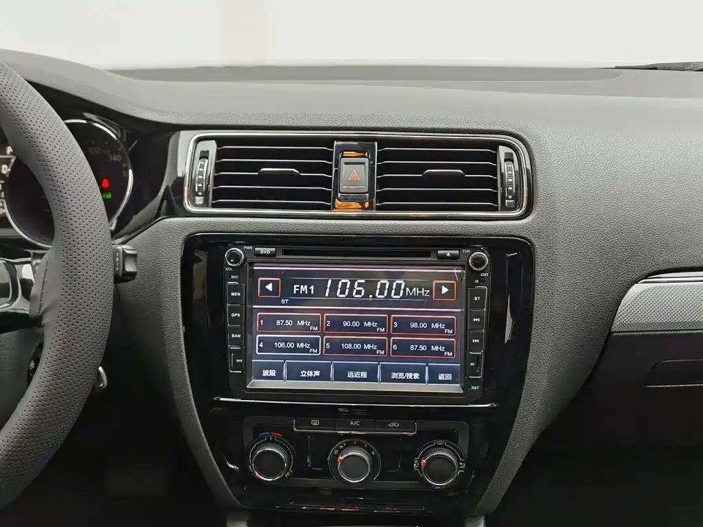 Volkswagen Sagitar — миниатюра 12