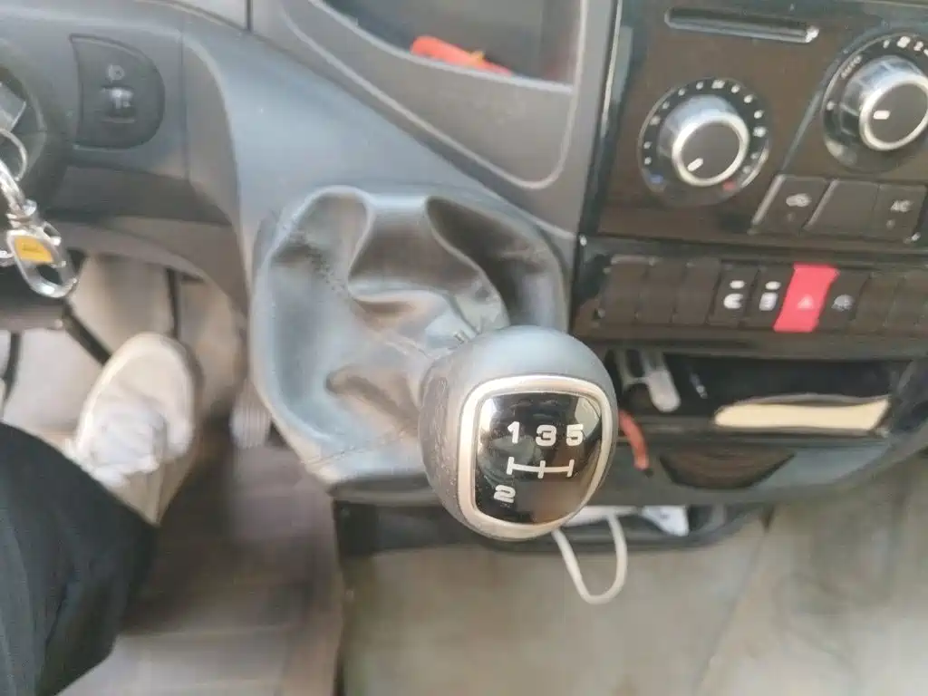 IVECO Ousheng — миниатюра 7