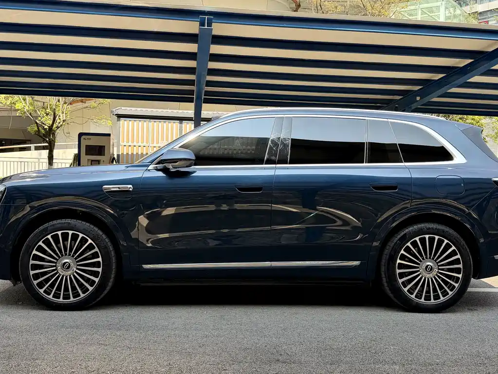 AITO ASK THE WORLD M7