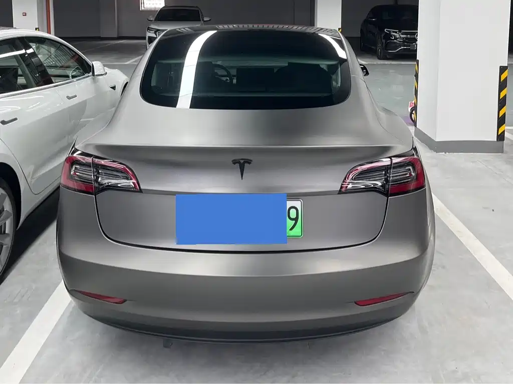 Tesla Model 3 — миниатюра 13