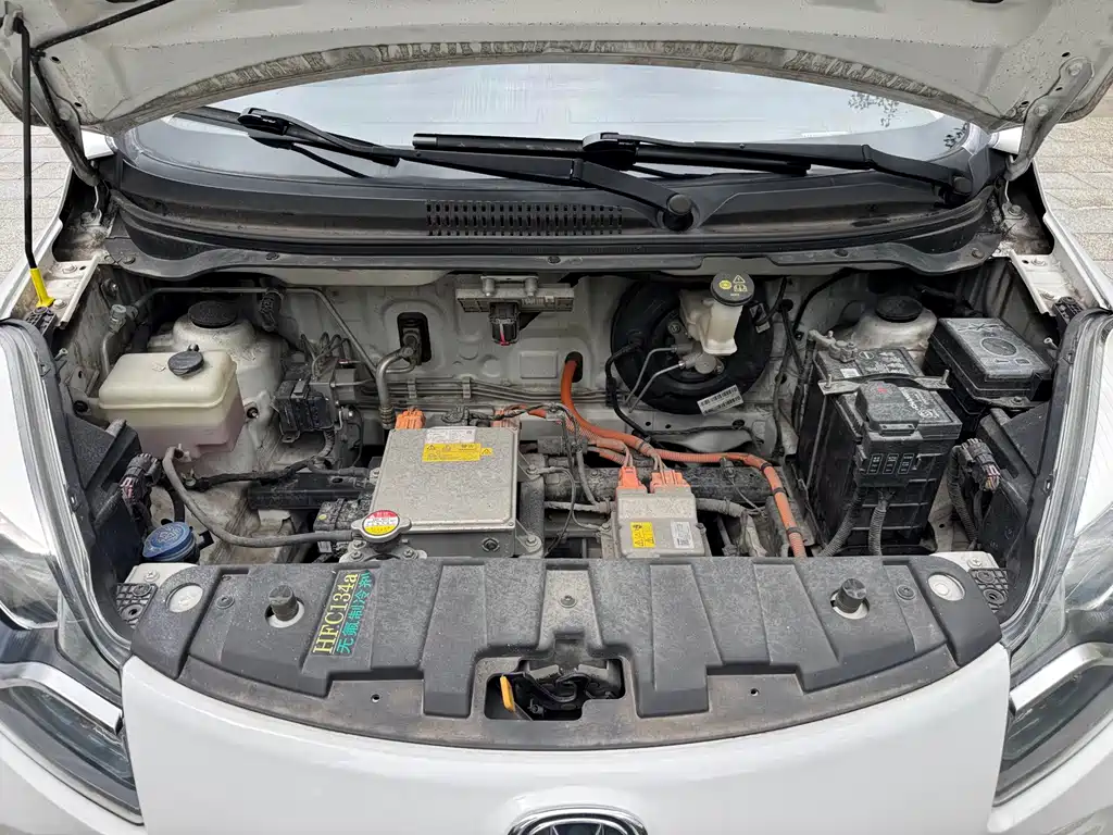 Changan Benben E-Star — миниатюра 19