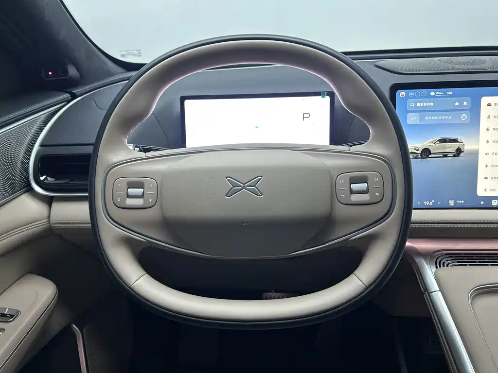 XPeng G9 — миниатюра 8