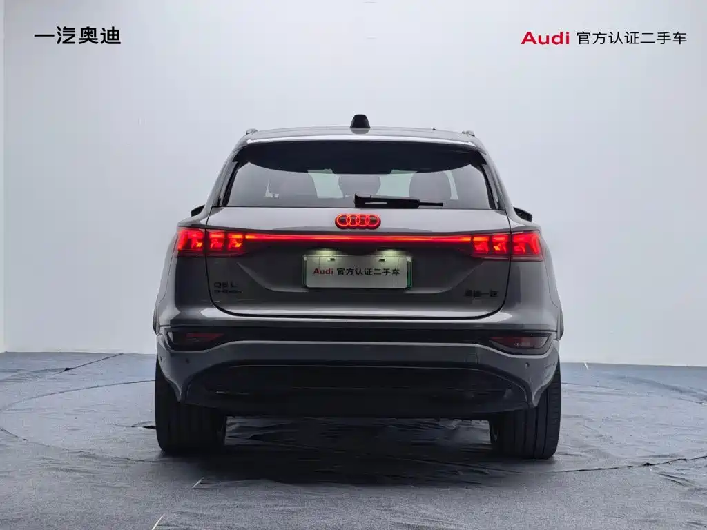 Audi Q6L e-tron — миниатюра 5