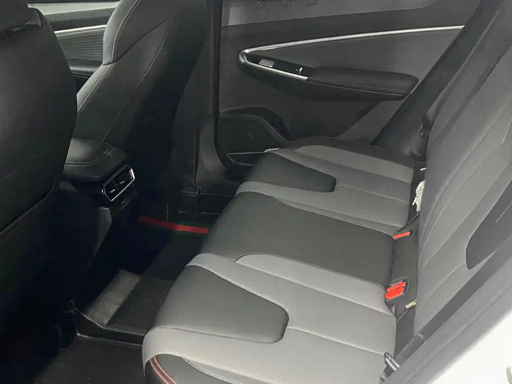 Geely Boyue — миниатюра 10