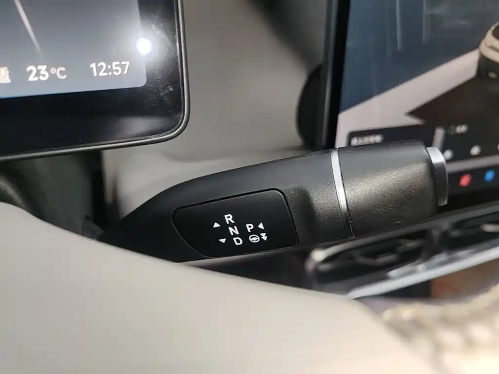 Leapmotor Leapmotor B10 — миниатюра 14