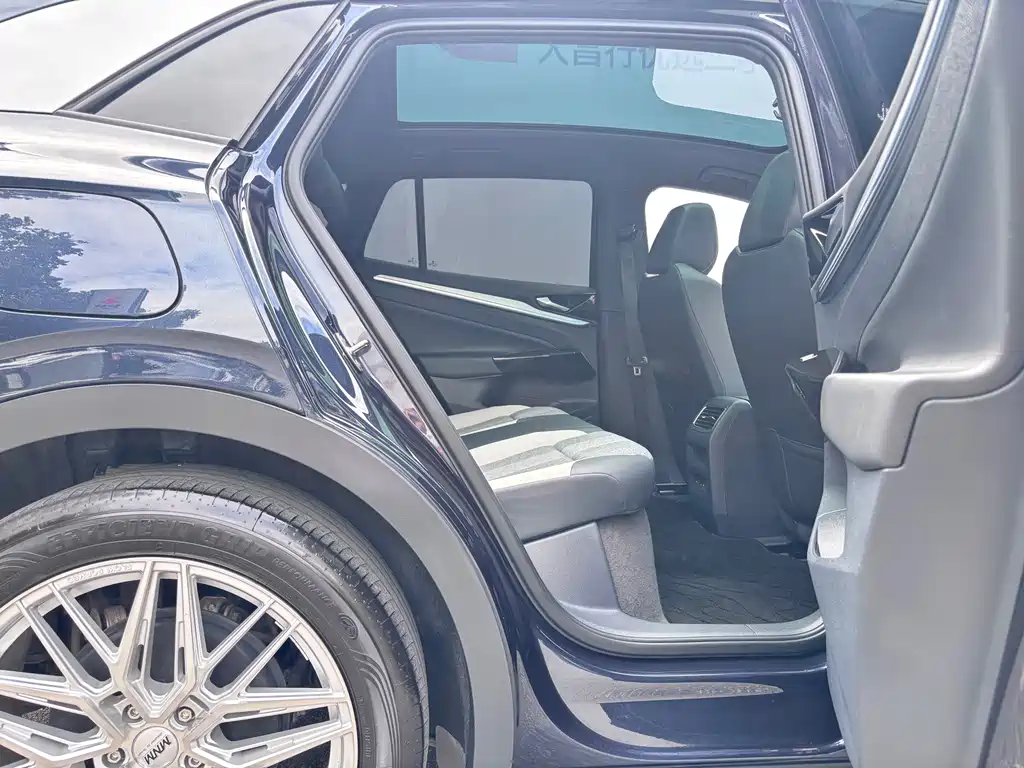 Volkswagen ID.4 Crozz — миниатюра 10