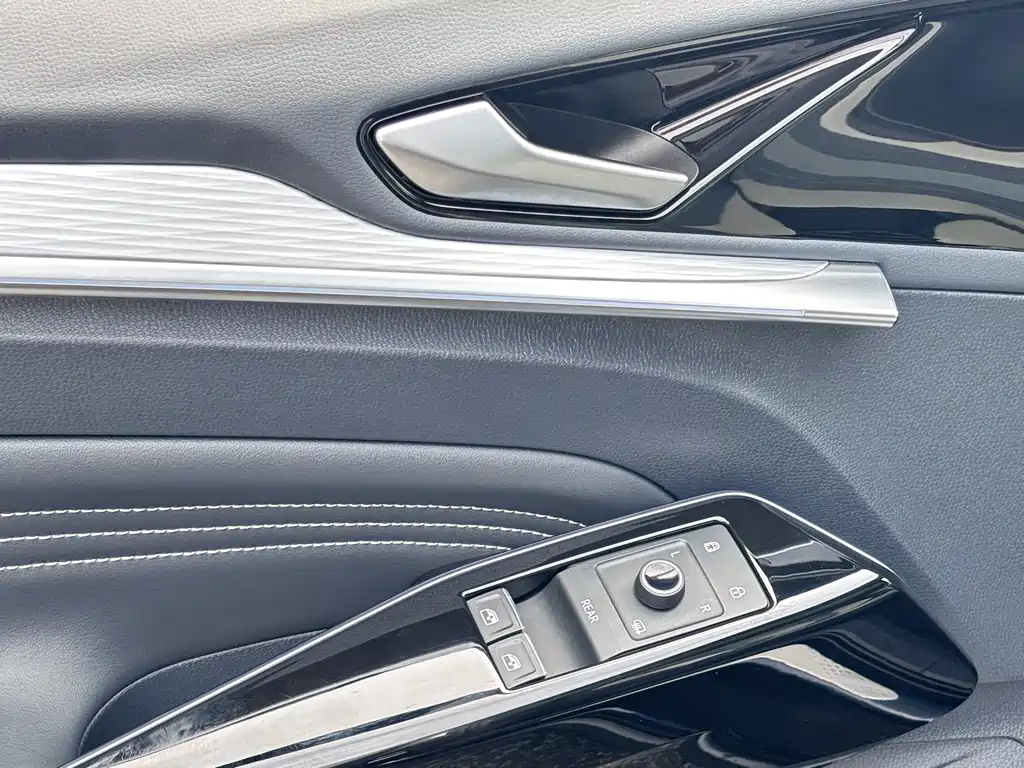 Volkswagen ID.4 Crozz — миниатюра 20