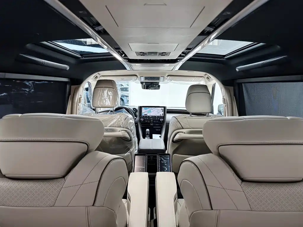 Toyota Alphard — фотографии объявления, Фото 19