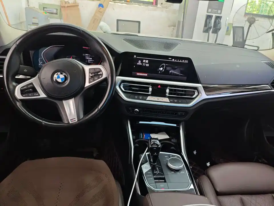 BMW 3 Series — миниатюра 9