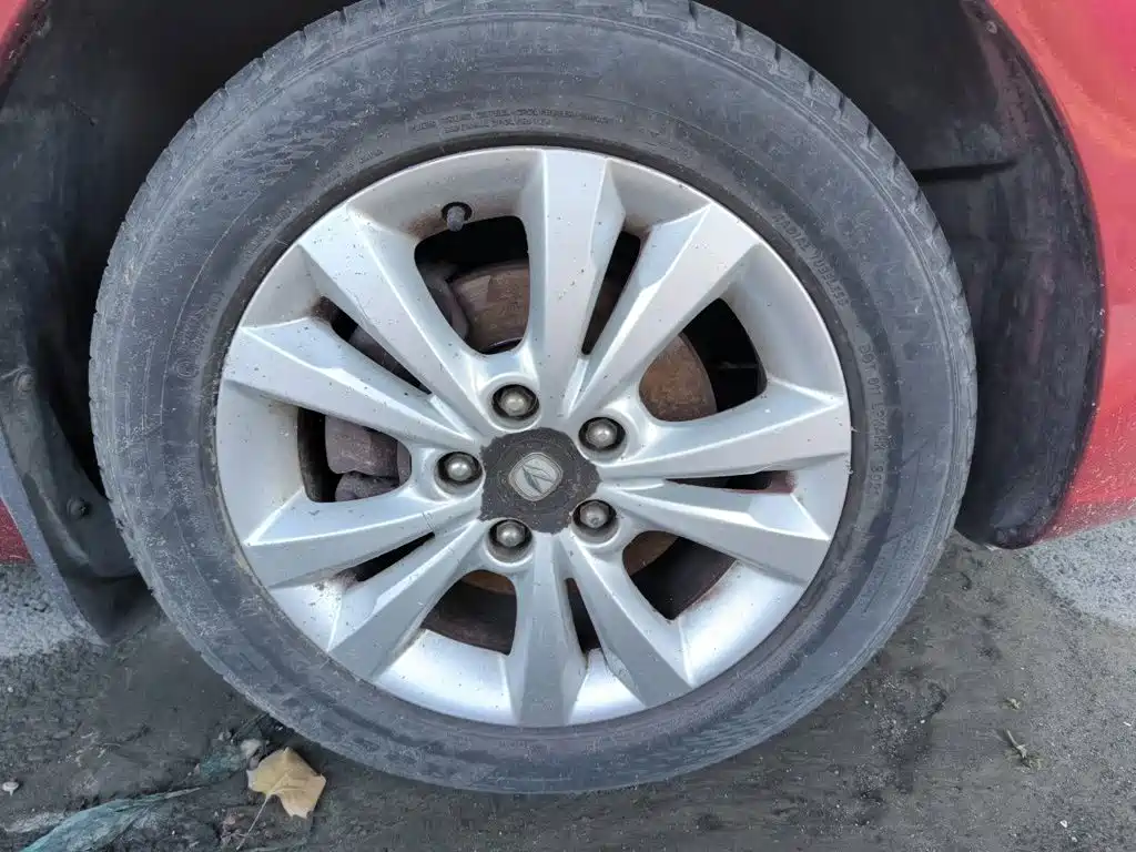 Changan Eado — миниатюра 8