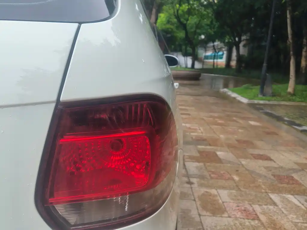 Volkswagen Golf — миниатюра 24