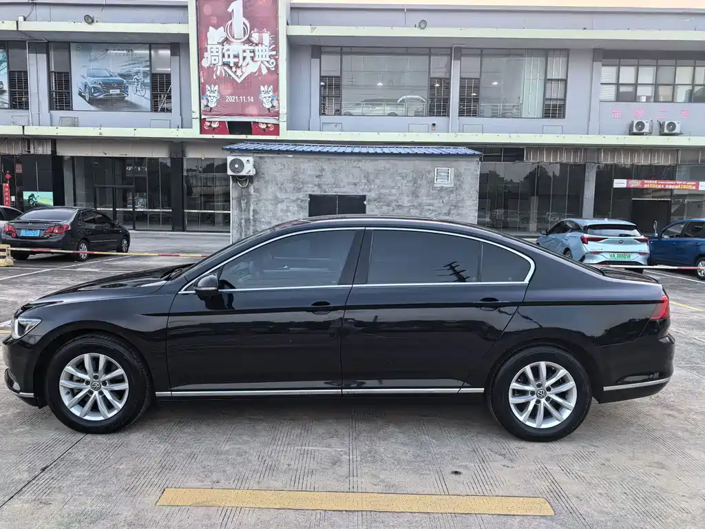 Volkswagen Magotan — миниатюра 5
