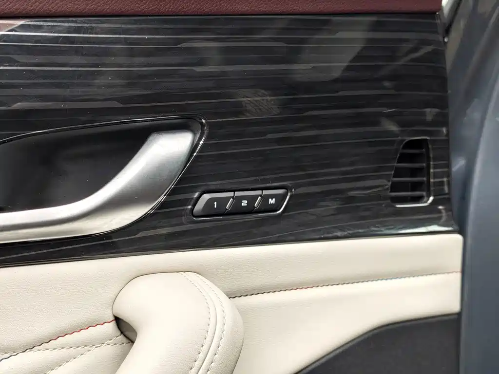 Geely Xingyue L — миниатюра 31