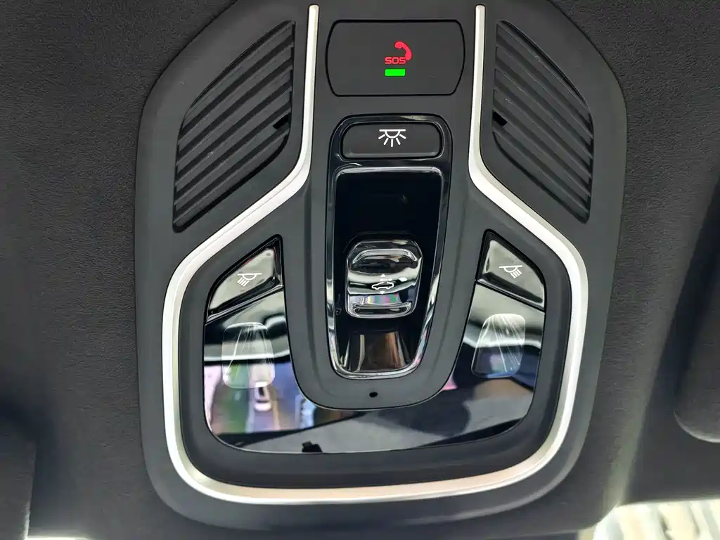 Geely Xingyue L — миниатюра 24