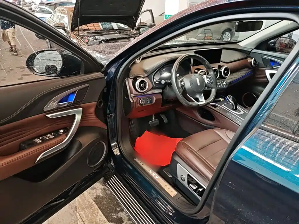 Wey Wey VV7 — миниатюра 16