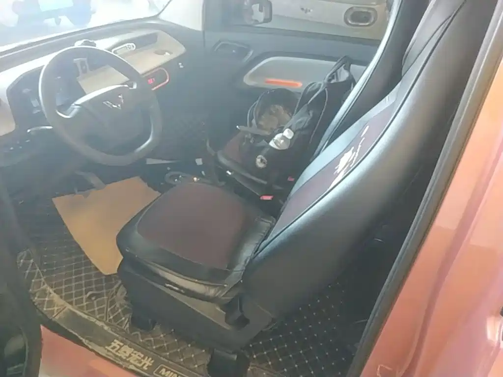 Wuling MINIEV — миниатюра 15