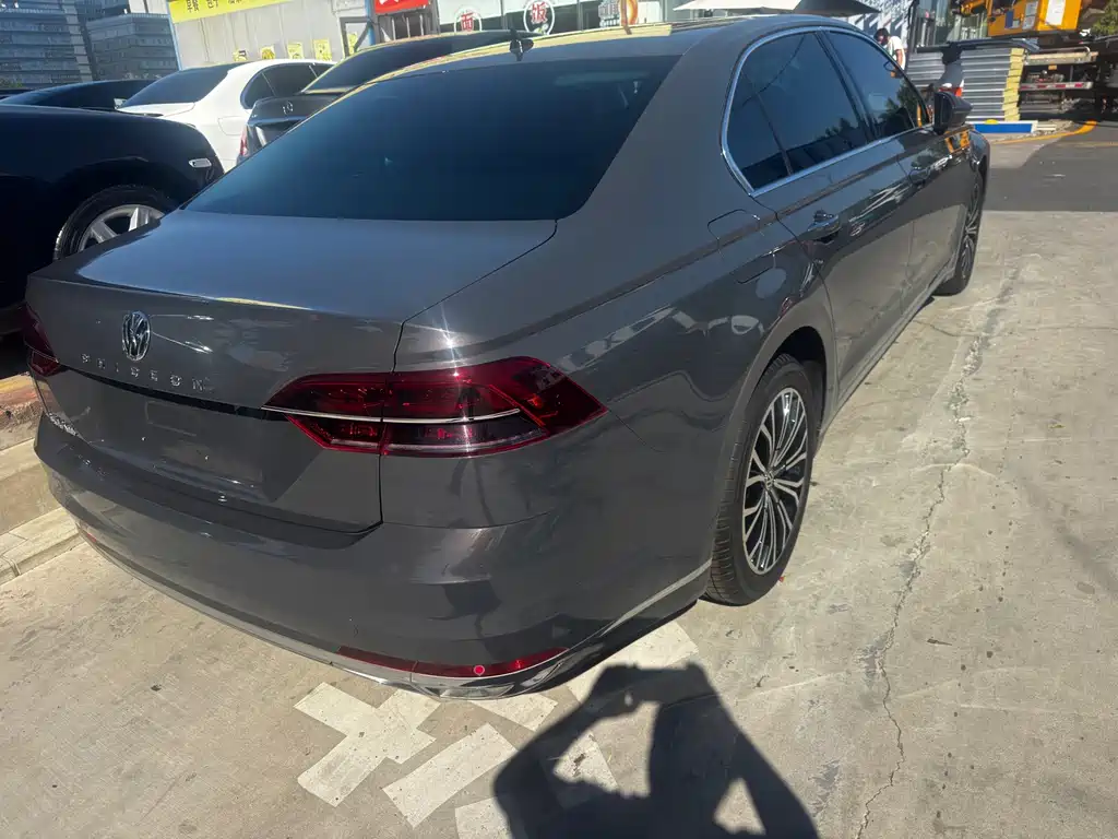 Volkswagen Phideon — миниатюра 19
