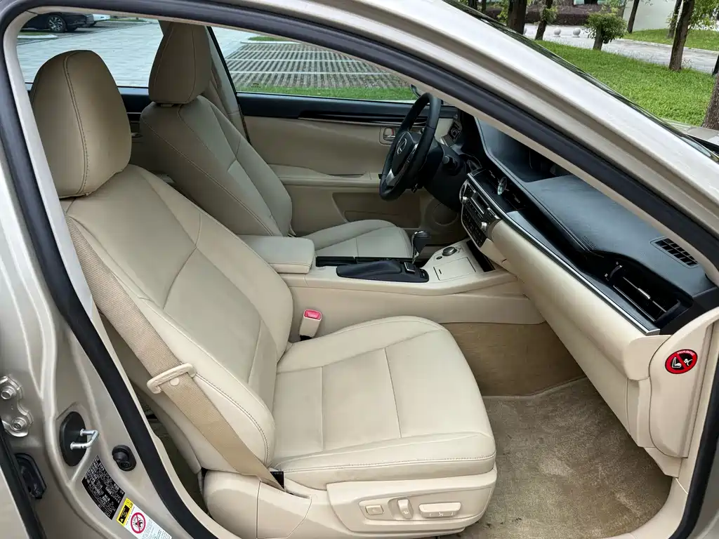 Lexus ES — миниатюра 17