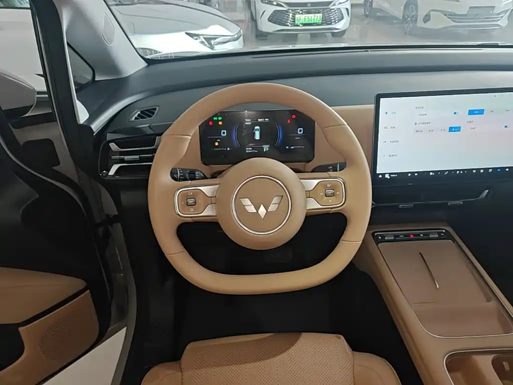 Wuling Xingguang 730 New Energy — миниатюра 11