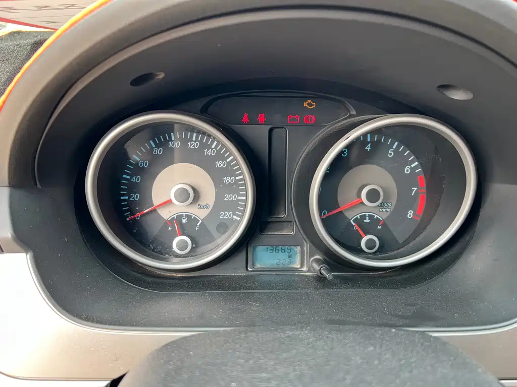 Buick Excelle — миниатюра 10