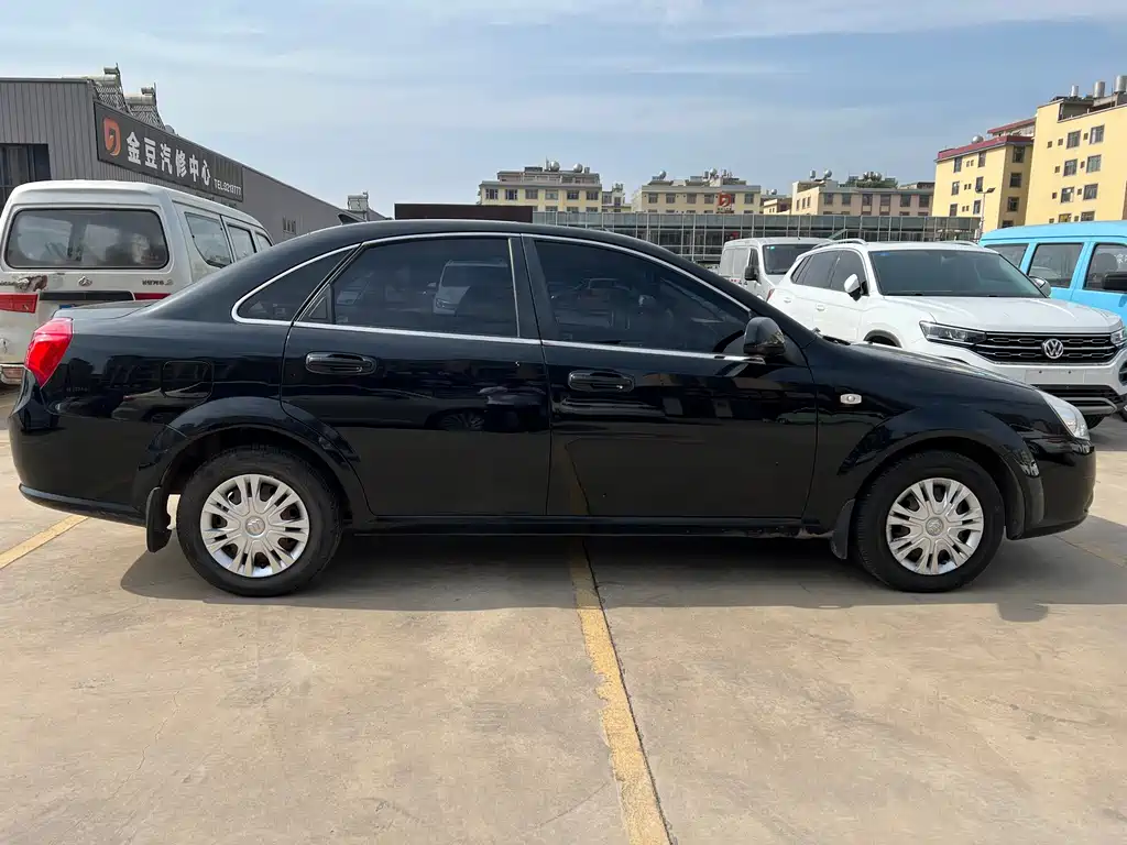 Buick Excelle — миниатюра 4