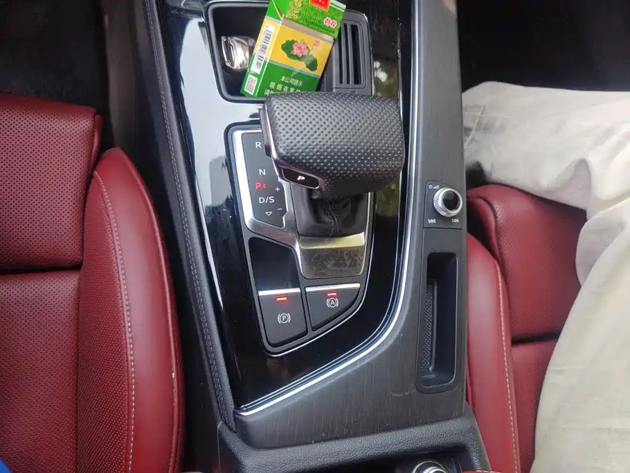 Audi A4L — миниатюра 16