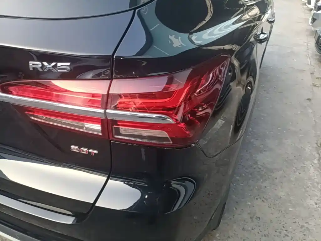 Roewe RX5 — миниатюра 8