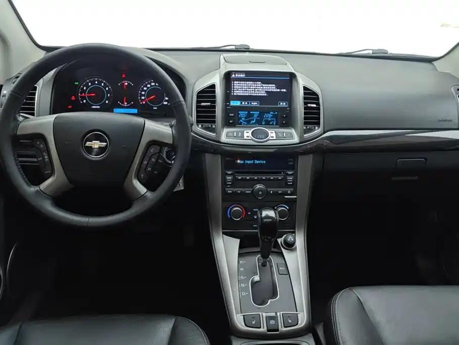 Chevrolet Captiva — миниатюра 12