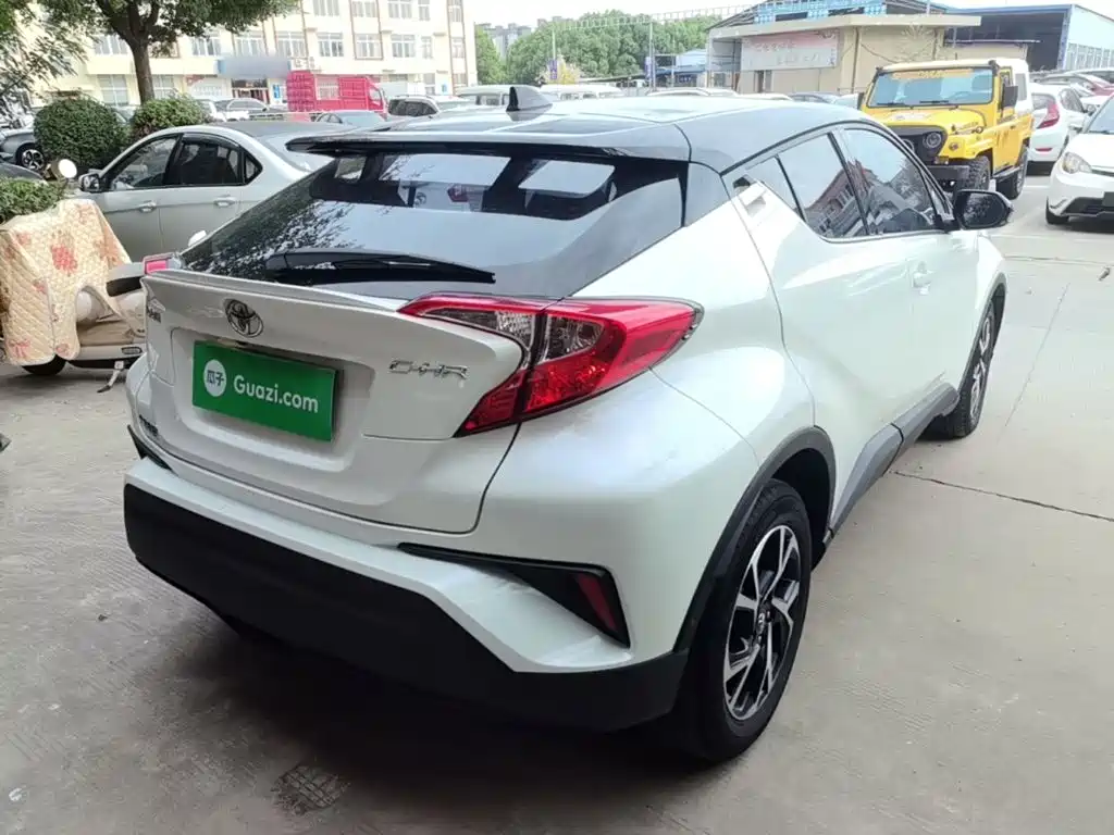 Toyota C-HR — миниатюра 7
