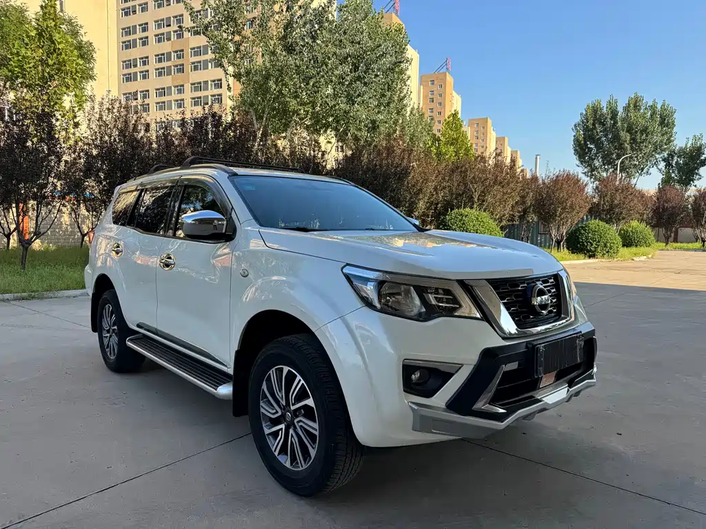 Nissan Terra — миниатюра 5