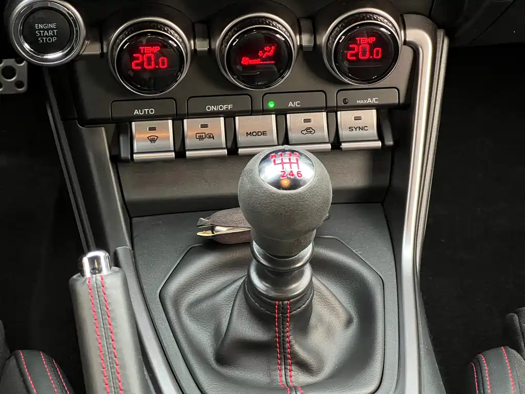 Subaru BRZ - фото 19