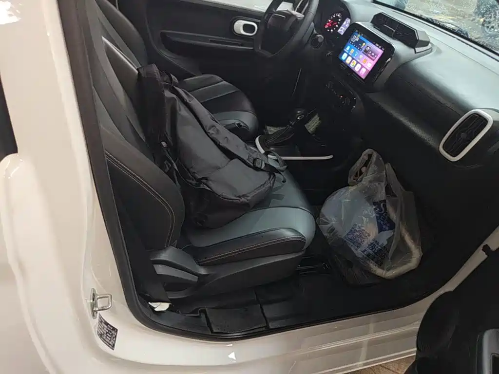 Roewe Clever — миниатюра 25