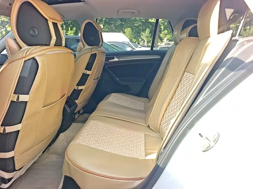 Volkswagen Golf — миниатюра 17