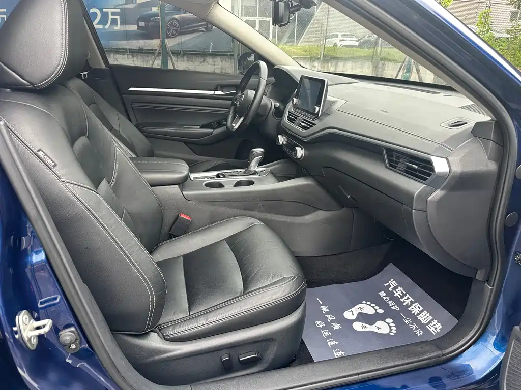 Nissan Teana — миниатюра 9