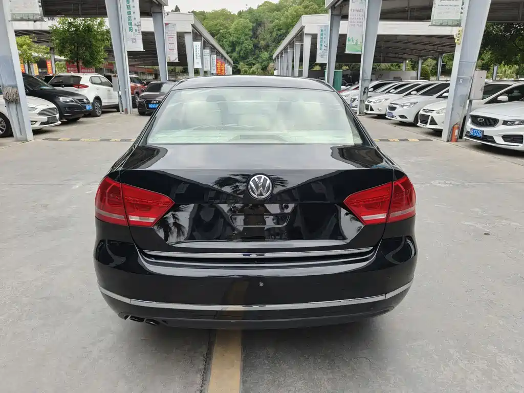 Volkswagen Passat 2013 1.8TSI DSG